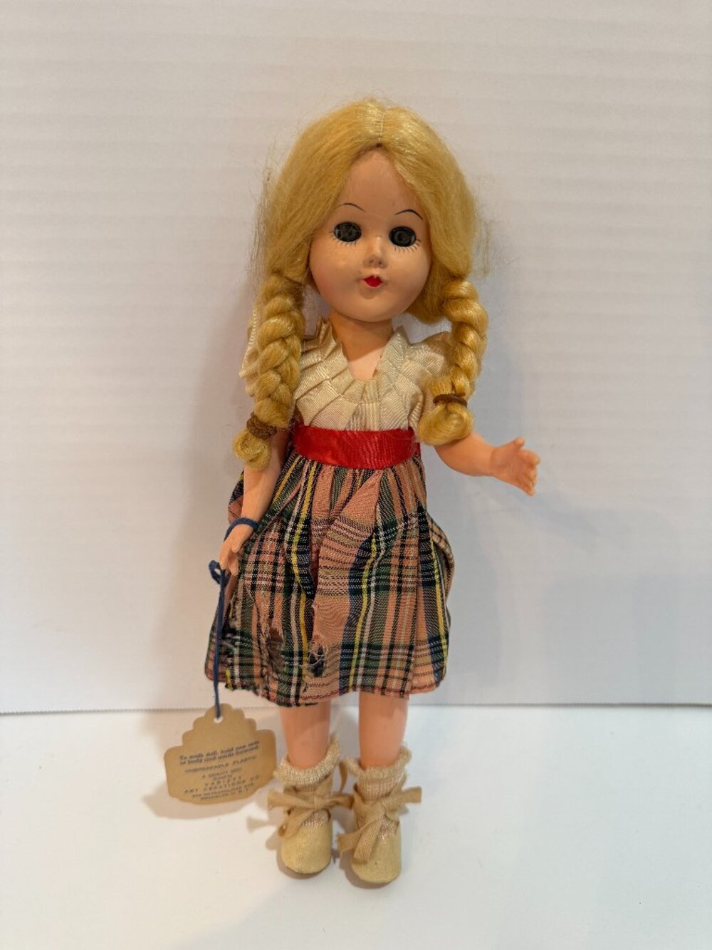 Vintage Winnie Walker doll from the 1940s or 1950s head turns as legs walk